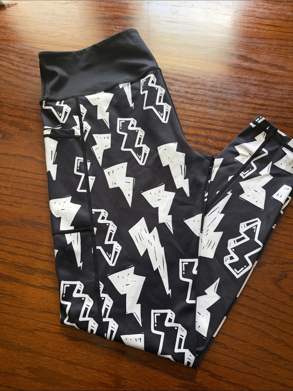 Black Lightning Print Leggings full length